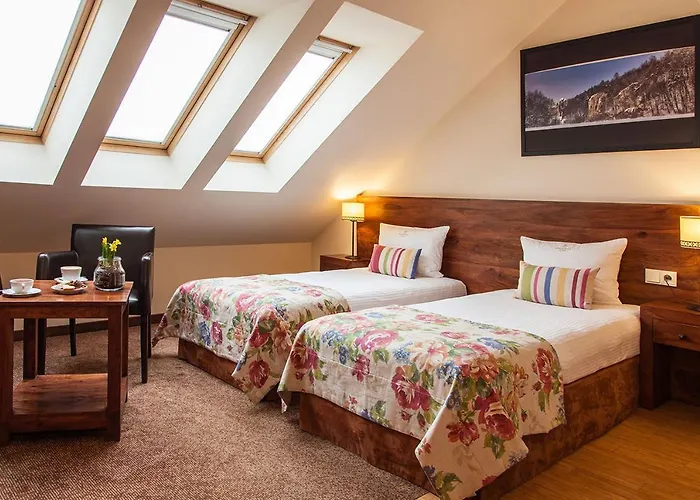 Chocholowy Dwor Hotel